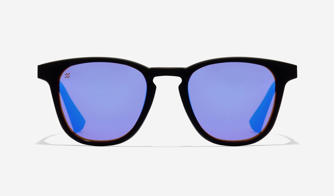 Hawkers WALL - POLARIZED BLACK SKY master image number 1