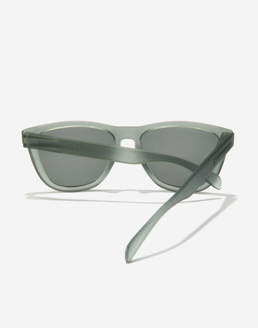 Hawkers REGULAR - POLARIZED GREY RUBY master image number 4.0