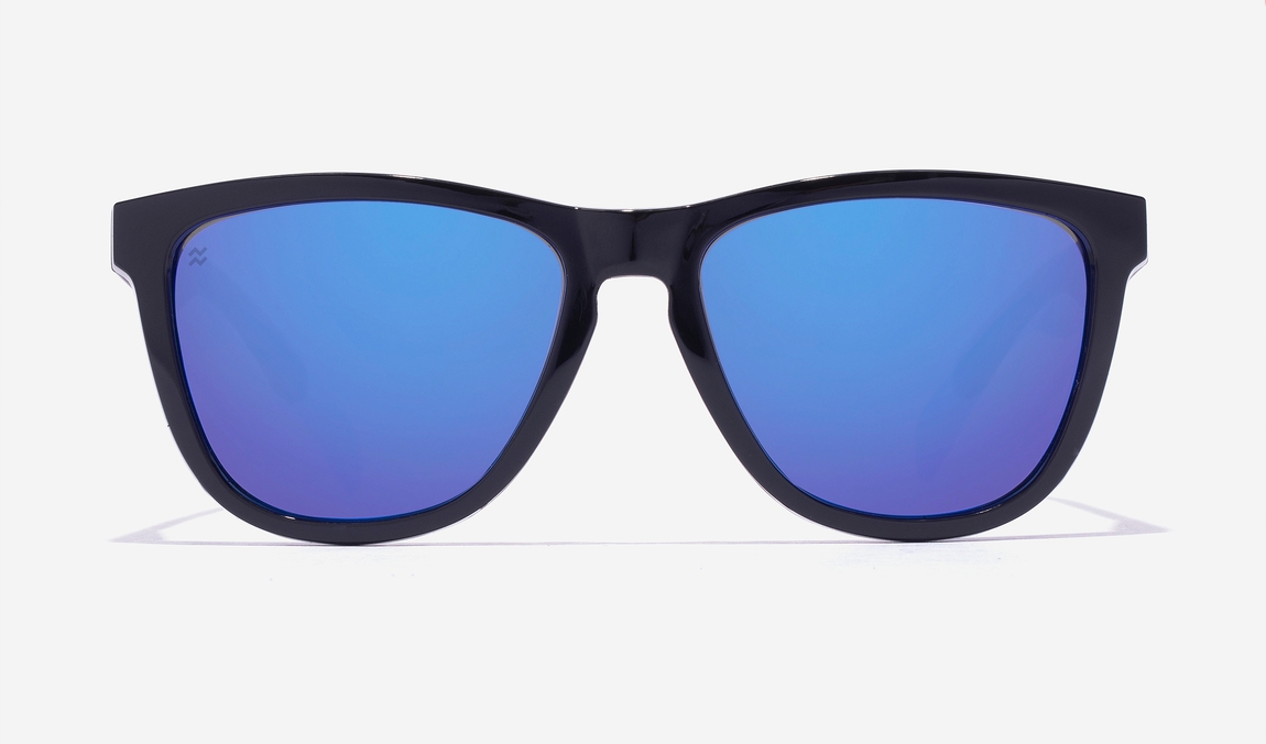 Hawkers REGULAR - POLARIZED BLACK SKY master image number 1