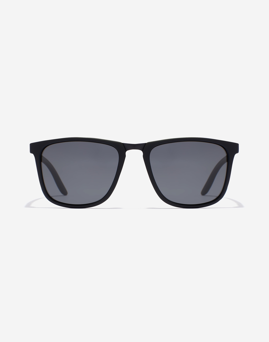 Hawkers NORTHWEEK SHELTER ALL BLACK master image number 1.0
